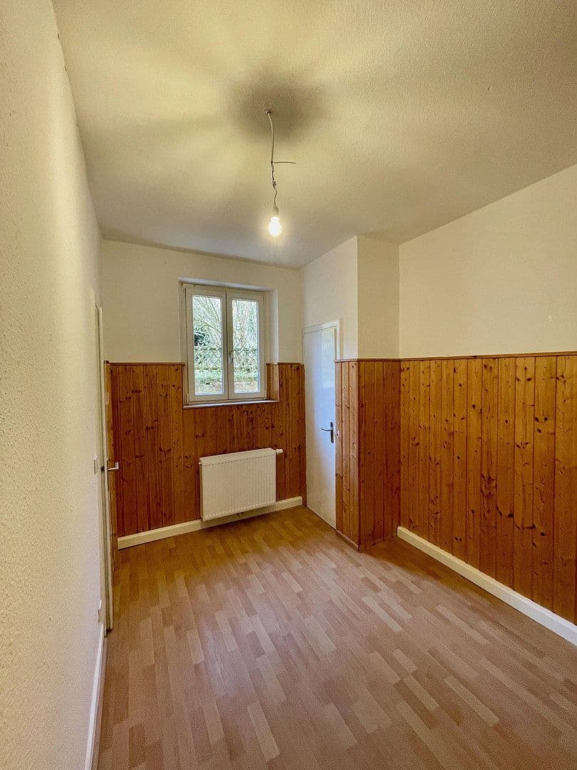 Predaj domu 220 m², pozemek 300 m², Talstr. 71, Frankeneck, Porýnie-Falcko Predaj domu 220 m², pozemek 300 m², Talstr. 71, Frankeneck, Porýnie-Falcko