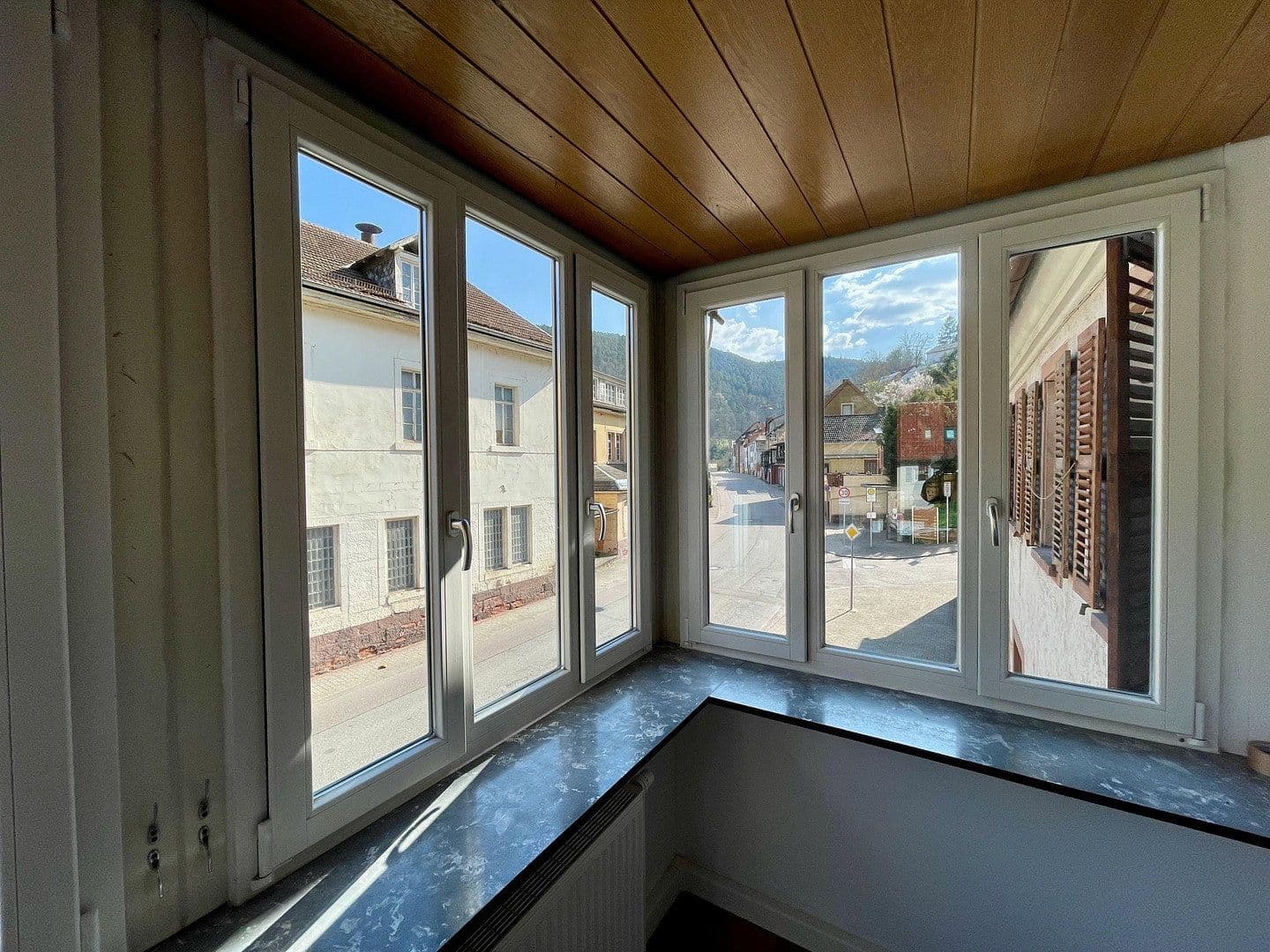 Predaj bytu 5-izbový 140 m², Talstr. 71, Frankeneck, Porýnie-Falcko Predaj bytu 5-izbový 140 m², Talstr. 71, Frankeneck, Porýnie-Falcko