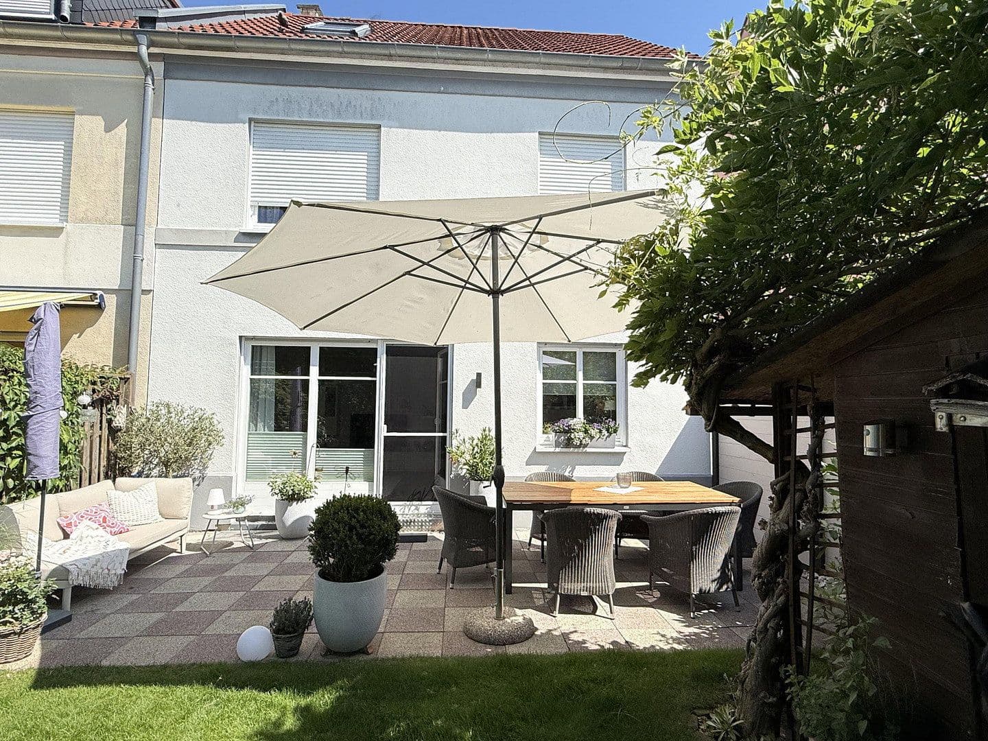 Predaj domu 158 m², pozemek 151 m², Hanau, Hesensko Predaj domu 158 m², pozemek 151 m², Hanau, Hesensko