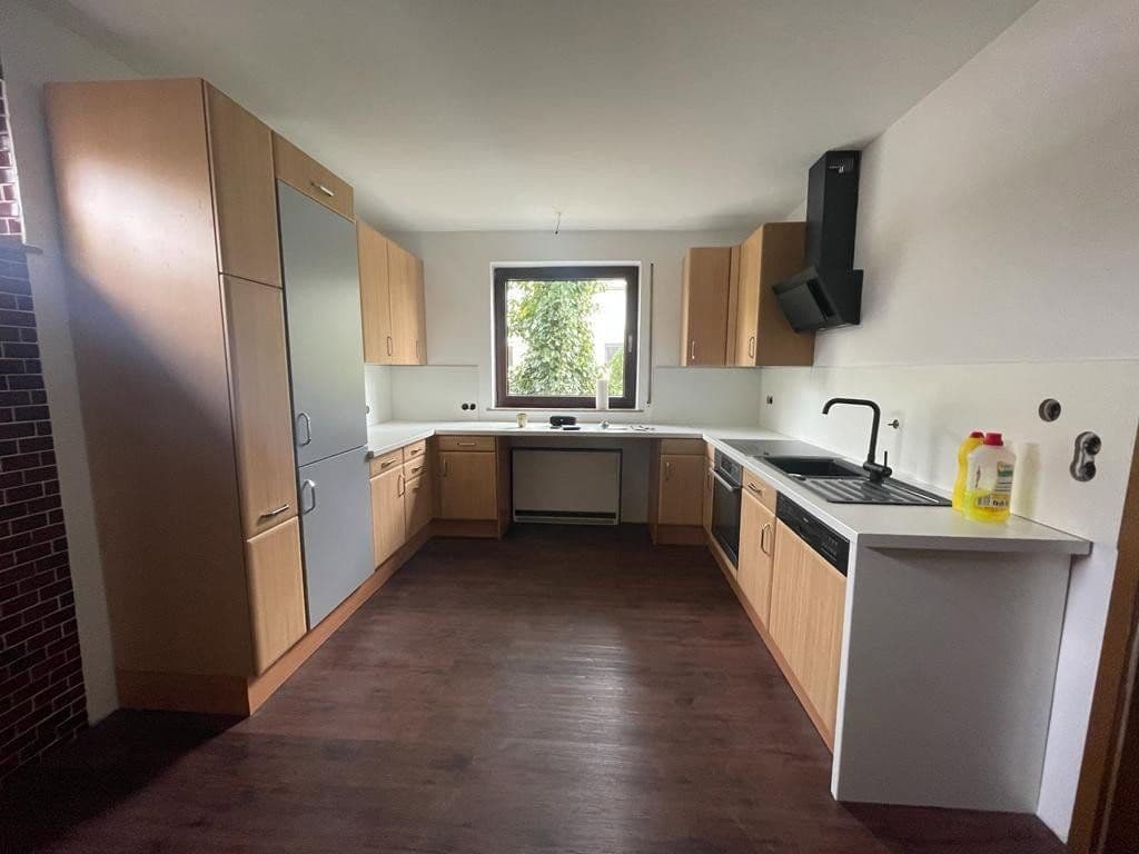 Predaj domu 154 m², pozemek 373 m², Eichstraße 34, Langenhagen, Dolné Sasko Predaj domu 154 m², pozemek 373 m², Eichstraße 34, Langenhagen, Dolné Sasko