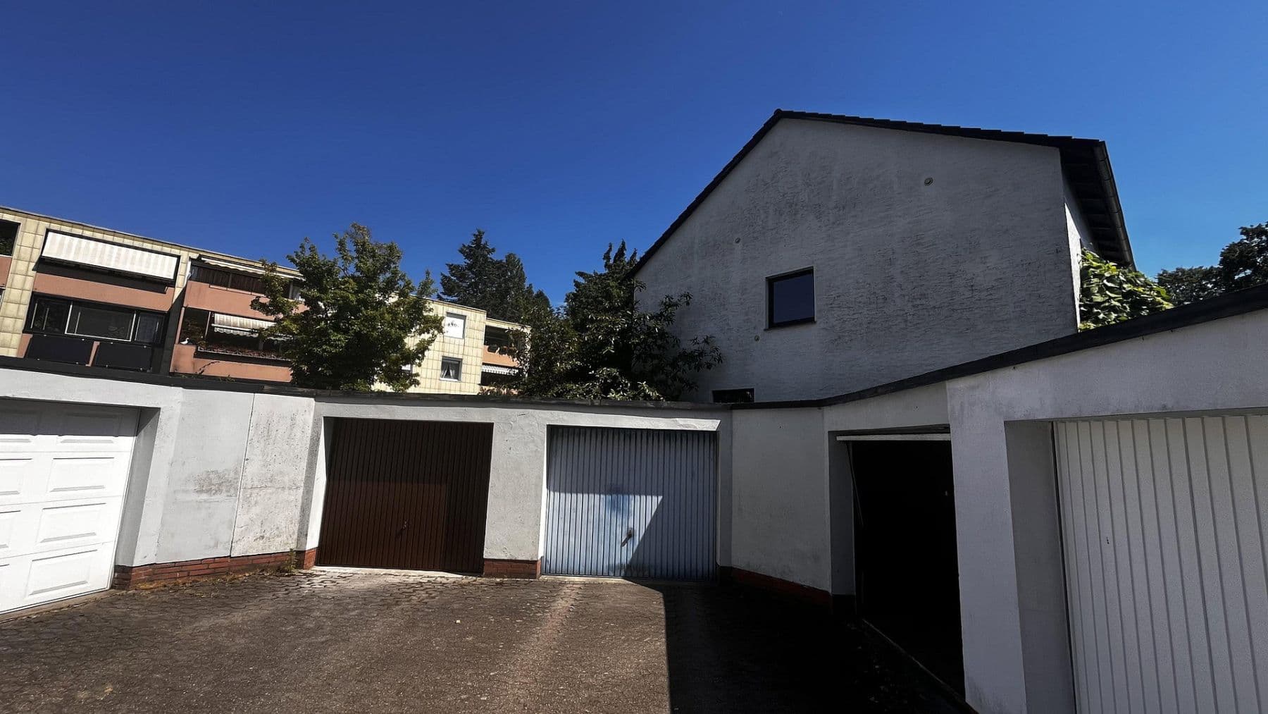 Predaj domu 154 m², pozemek 373 m², Eichstraße 34, Langenhagen, Dolné Sasko Predaj domu 154 m², pozemek 373 m², Eichstraße 34, Langenhagen, Dolné Sasko
