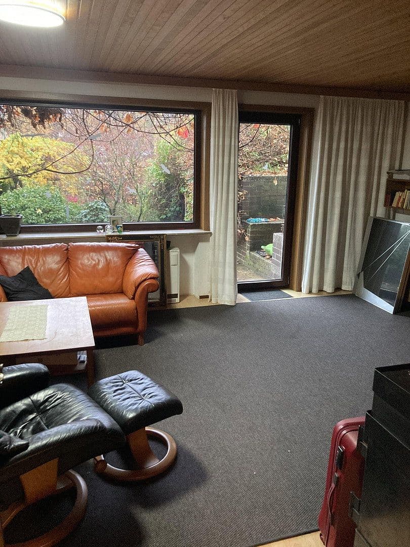 Predaj domu 154 m², pozemek 373 m², Eichstraße 34, Langenhagen, Dolné Sasko Predaj domu 154 m², pozemek 373 m², Eichstraße 34, Langenhagen, Dolné Sasko