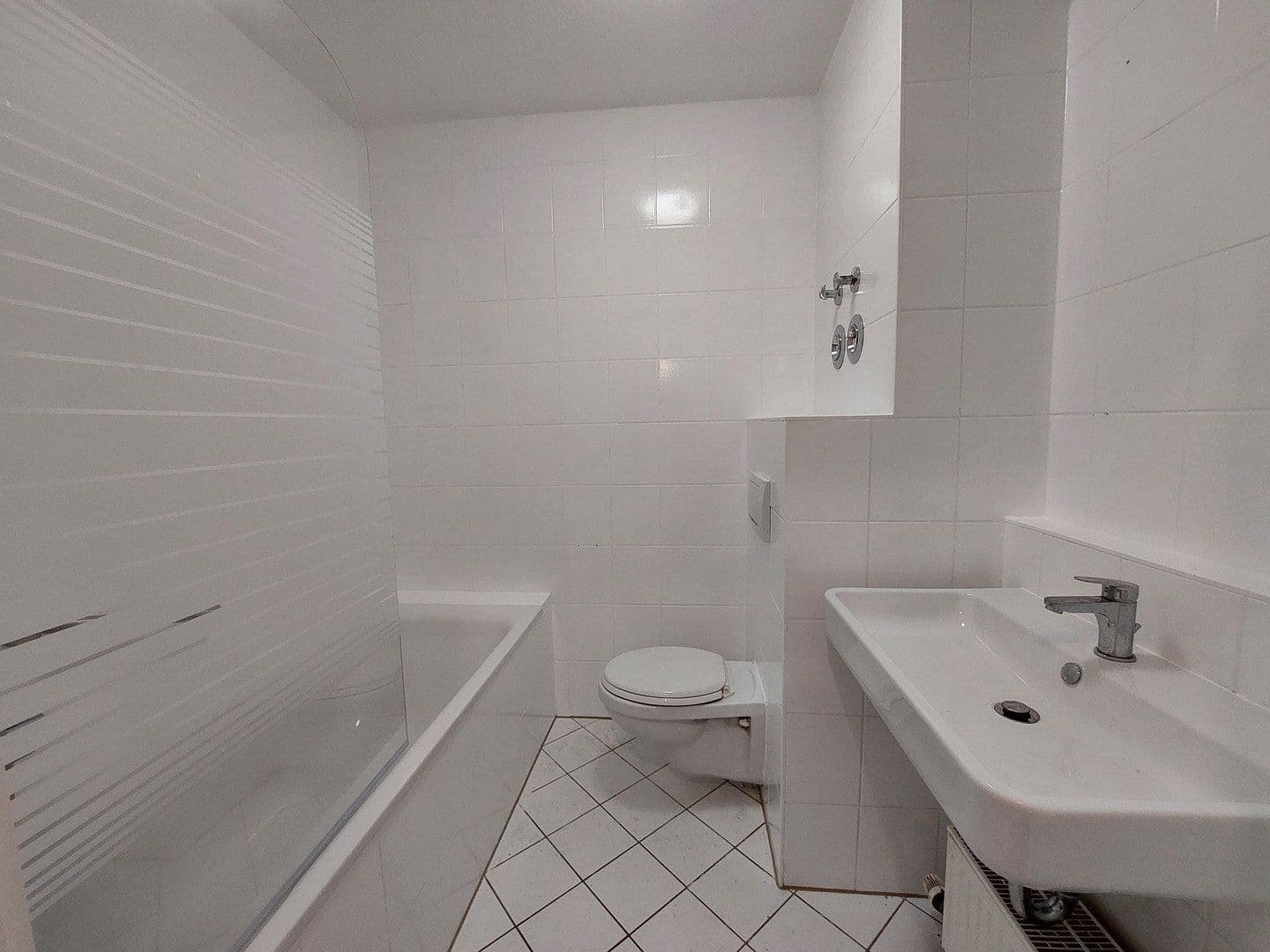 Predaj bytu 3-izbový 63 m², Worms, Porýnie-Falcko Predaj bytu 3-izbový 63 m², Worms, Porýnie-Falcko