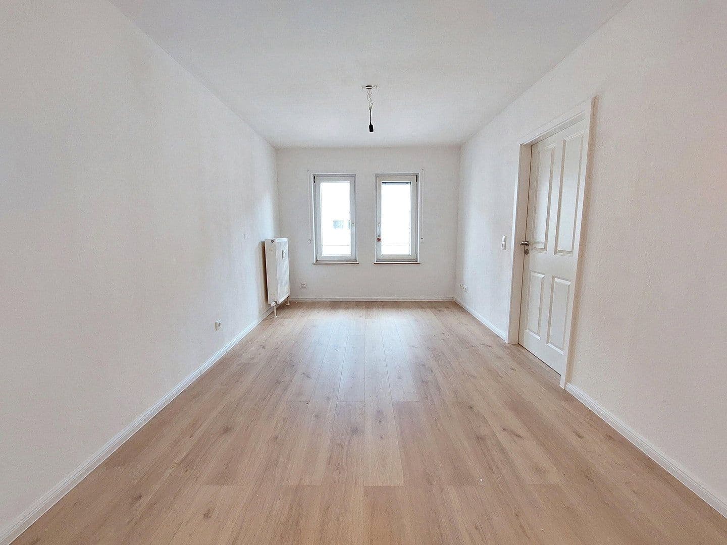 Predaj bytu 3-izbový 63 m², Worms, Porýnie-Falcko Predaj bytu 3-izbový 63 m², Worms, Porýnie-Falcko