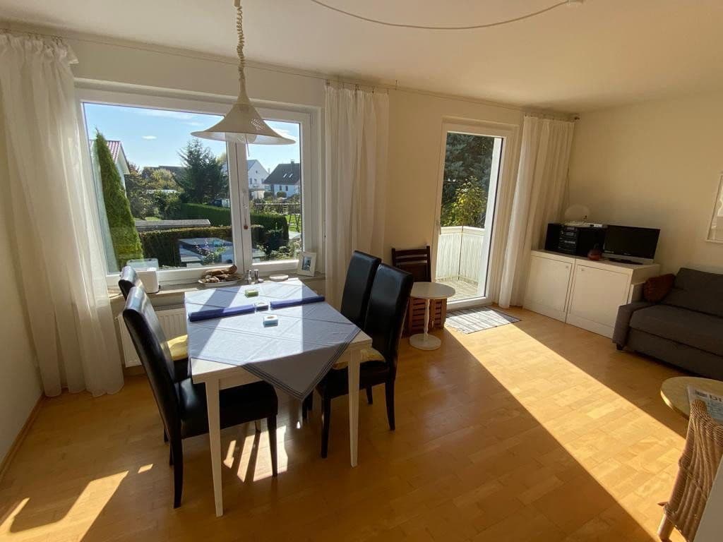 Prenájom bytu 2-izbový 55 m², August-Beckh-Weg 7, Friedrichshafen, Bádensko-Wurttembersko Prenájom bytu 2-izbový 55 m², August-Beckh-Weg 7, Friedrichshafen, Bádensko-Wurttembersko