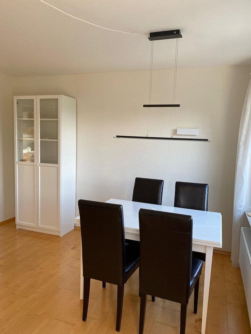 Prenájom bytu 2-izbový 55 m², August-Beckh-Weg 7, Friedrichshafen, Bádensko-Wurttembersko Prenájom bytu 2-izbový 55 m², August-Beckh-Weg 7, Friedrichshafen, Bádensko-Wurttembersko