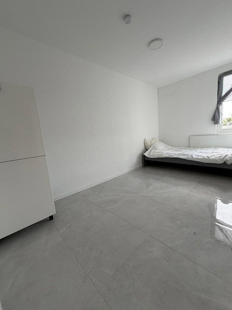 Prenájom bytu 60 m², Rosenthalstraße 7, Ludwigshafen am Rhein, Porýnie-Falcko Prenájom bytu 60 m², Rosenthalstraße 7, Ludwigshafen am Rhein, Porýnie-Falcko