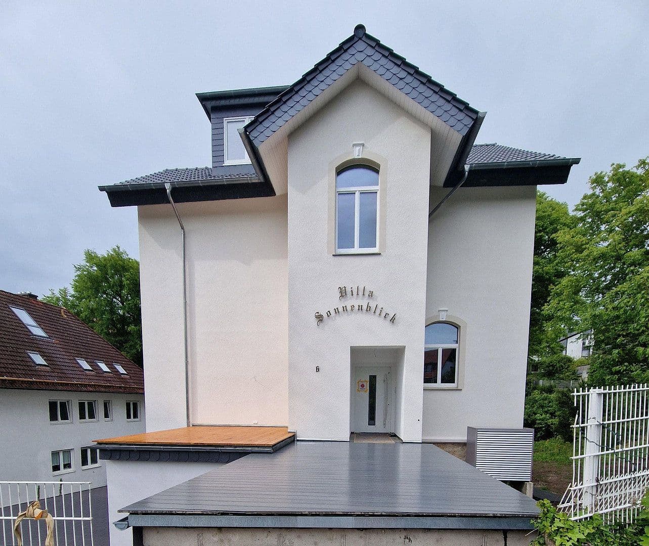 Predaj domu 314 m², pozemek 785 m², Friedrich-Pieper-Str. 6, Detmold, Severné Porýnie - Westfálsko Predaj domu 314 m², pozemek 785 m², Friedrich-Pieper-Str. 6, Detmold, Severné Porýnie - Westfálsko