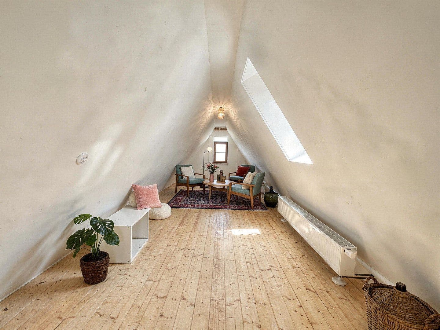 Prenájom bytu 113 m², Predigerberg 14, Augsburg, Bavorsko Prenájom bytu 113 m², Predigerberg 14, Augsburg, Bavorsko