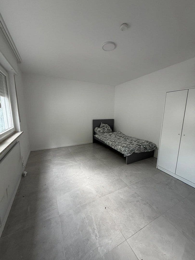 Prenájom bytu 60 m², Rosenthalstraße 7, Ludwigshafen am Rhein, Porýnie-Falcko Prenájom bytu 60 m², Rosenthalstraße 7, Ludwigshafen am Rhein, Porýnie-Falcko