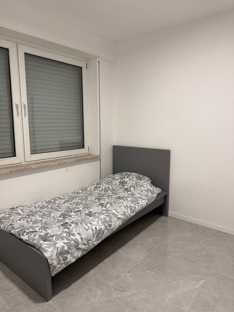 Prenájom bytu 60 m², Rosenthalstraße 7, Ludwigshafen am Rhein, Porýnie-Falcko Prenájom bytu 60 m², Rosenthalstraße 7, Ludwigshafen am Rhein, Porýnie-Falcko