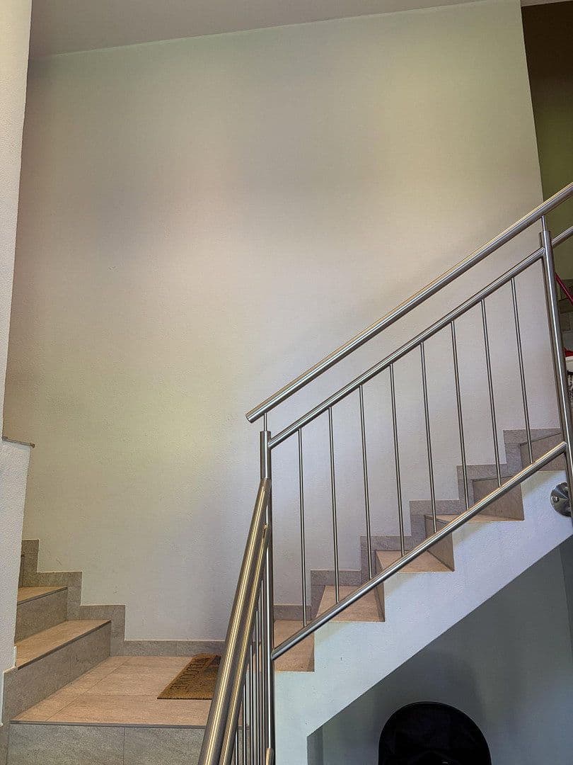 Prenájom bytu 3-izbový 85 m², Oberlauch, Porýnie-Falcko Prenájom bytu 3-izbový 85 m², Oberlauch, Porýnie-Falcko