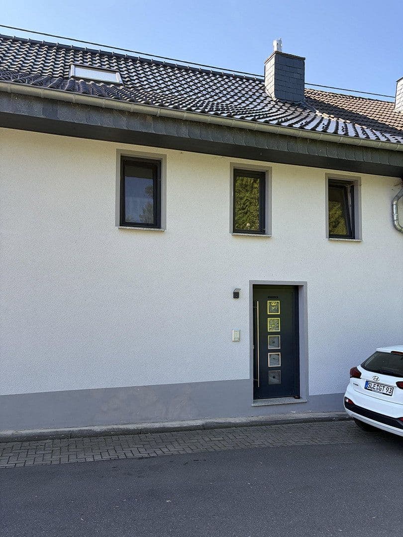 Prenájom bytu 3-izbový 85 m², Oberlauch, Porýnie-Falcko Prenájom bytu 3-izbový 85 m², Oberlauch, Porýnie-Falcko