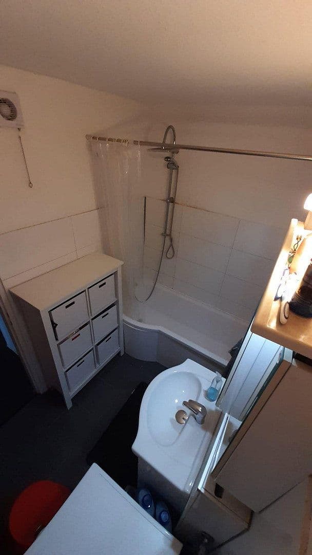 Prenájom bytu 2-izbový 64 m², Frankental, Porýnie-Falcko Prenájom bytu 2-izbový 64 m², Frankental, Porýnie-Falcko
