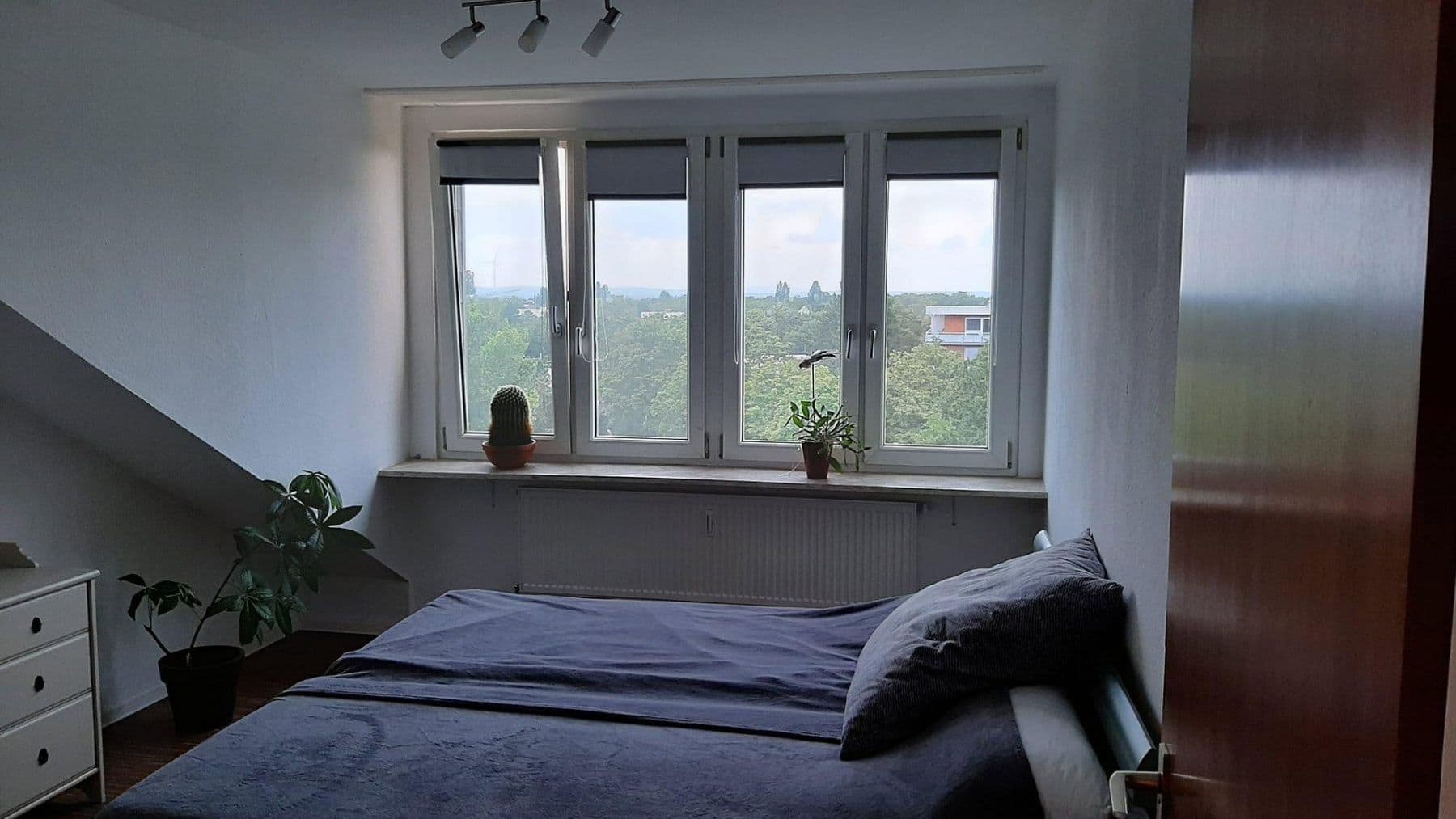 Prenájom bytu 2-izbový 64 m², Frankental, Porýnie-Falcko Prenájom bytu 2-izbový 64 m², Frankental, Porýnie-Falcko