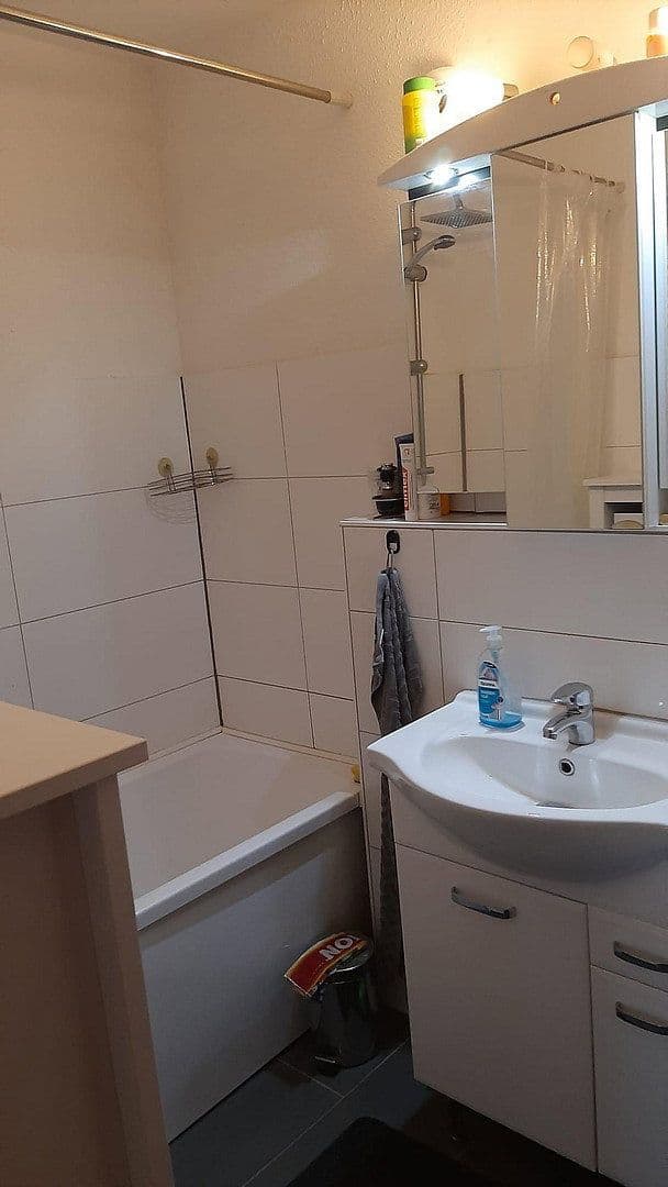 Prenájom bytu 2-izbový 64 m², Frankental, Porýnie-Falcko Prenájom bytu 2-izbový 64 m², Frankental, Porýnie-Falcko