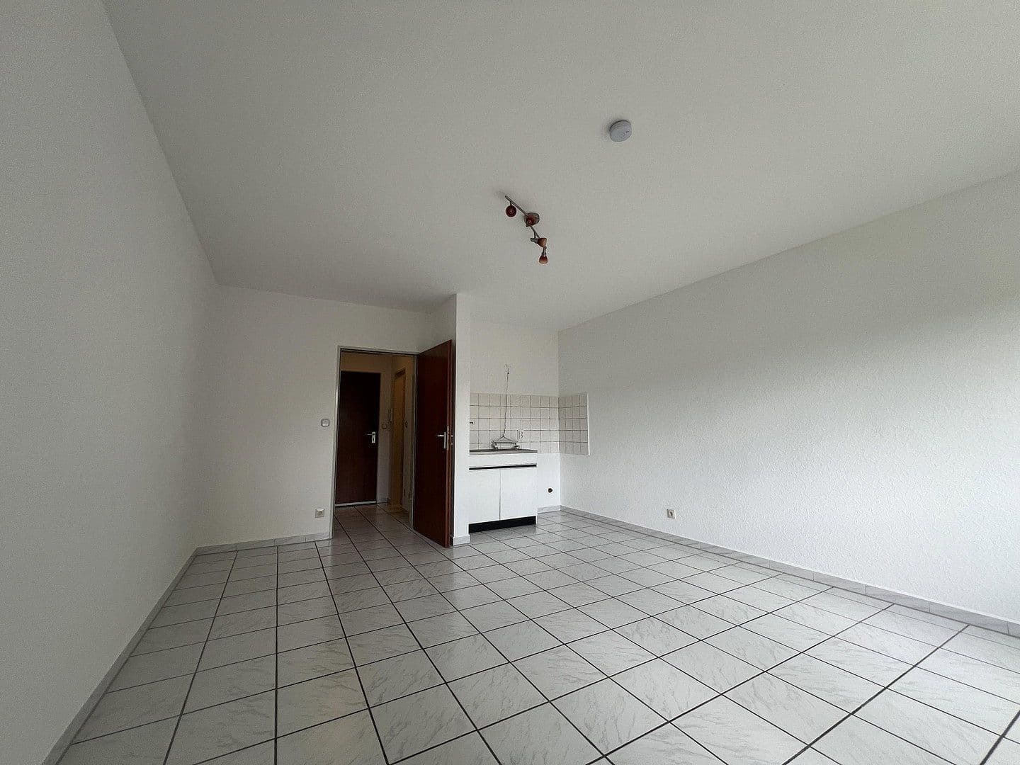 Prenájom bytu 1-izbový 26 m², Oberhausen, Severné Porýnie - Westfálsko Prenájom bytu 1-izbový 26 m², Oberhausen, Severné Porýnie - Westfálsko