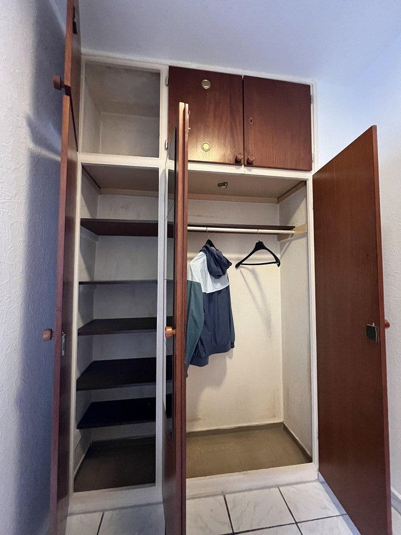 Prenájom bytu 1-izbový 26 m², Oberhausen, Severné Porýnie - Westfálsko Prenájom bytu 1-izbový 26 m², Oberhausen, Severné Porýnie - Westfálsko