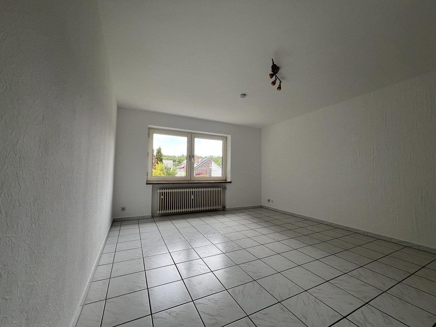 Prenájom bytu 1-izbový 26 m², Oberhausen, Severné Porýnie - Westfálsko Prenájom bytu 1-izbový 26 m², Oberhausen, Severné Porýnie - Westfálsko