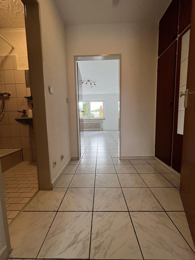 Prenájom bytu 1-izbový 26 m², Oberhausen, Severné Porýnie - Westfálsko Prenájom bytu 1-izbový 26 m², Oberhausen, Severné Porýnie - Westfálsko
