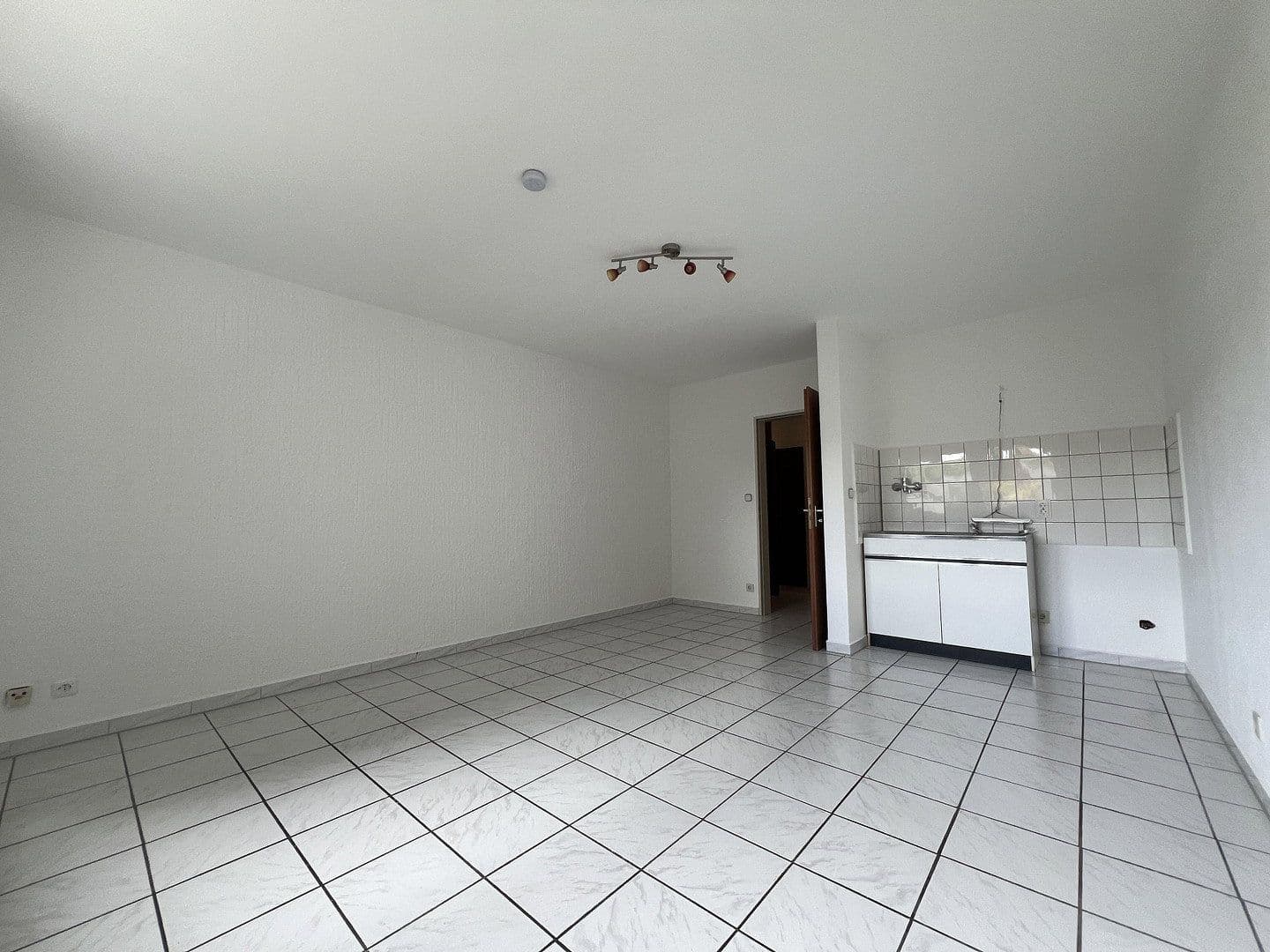 Prenájom bytu 1-izbový 26 m², Oberhausen, Severné Porýnie - Westfálsko Prenájom bytu 1-izbový 26 m², Oberhausen, Severné Porýnie - Westfálsko