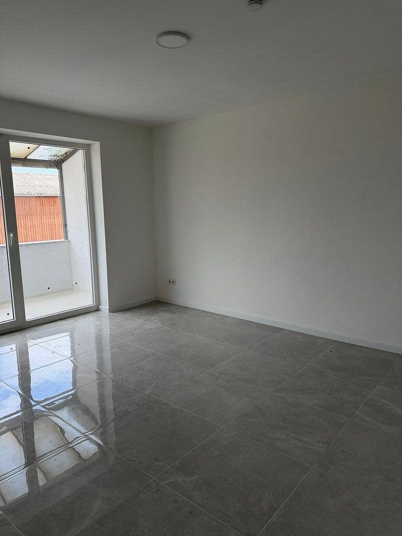 Prenájom bytu 69 m², Altriper Straße 56, Ludwigshafen am Rhein, Porýnie-Falcko Prenájom bytu 69 m², Altriper Straße 56, Ludwigshafen am Rhein, Porýnie-Falcko