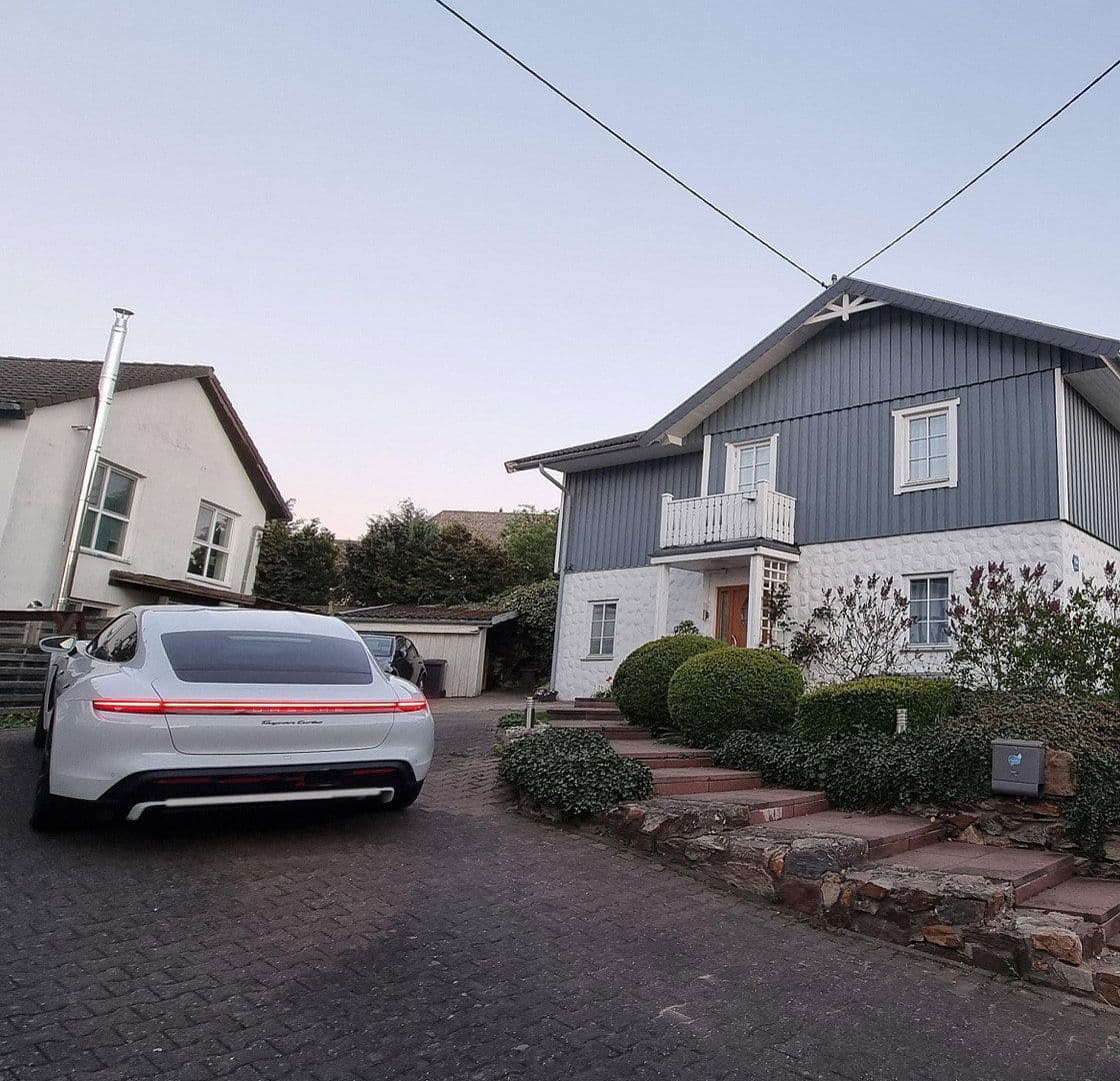 Predaj domu 161 m², pozemek 532 m², Eisighofen, Porýnie-Falcko Predaj domu 161 m², pozemek 532 m², Eisighofen, Porýnie-Falcko