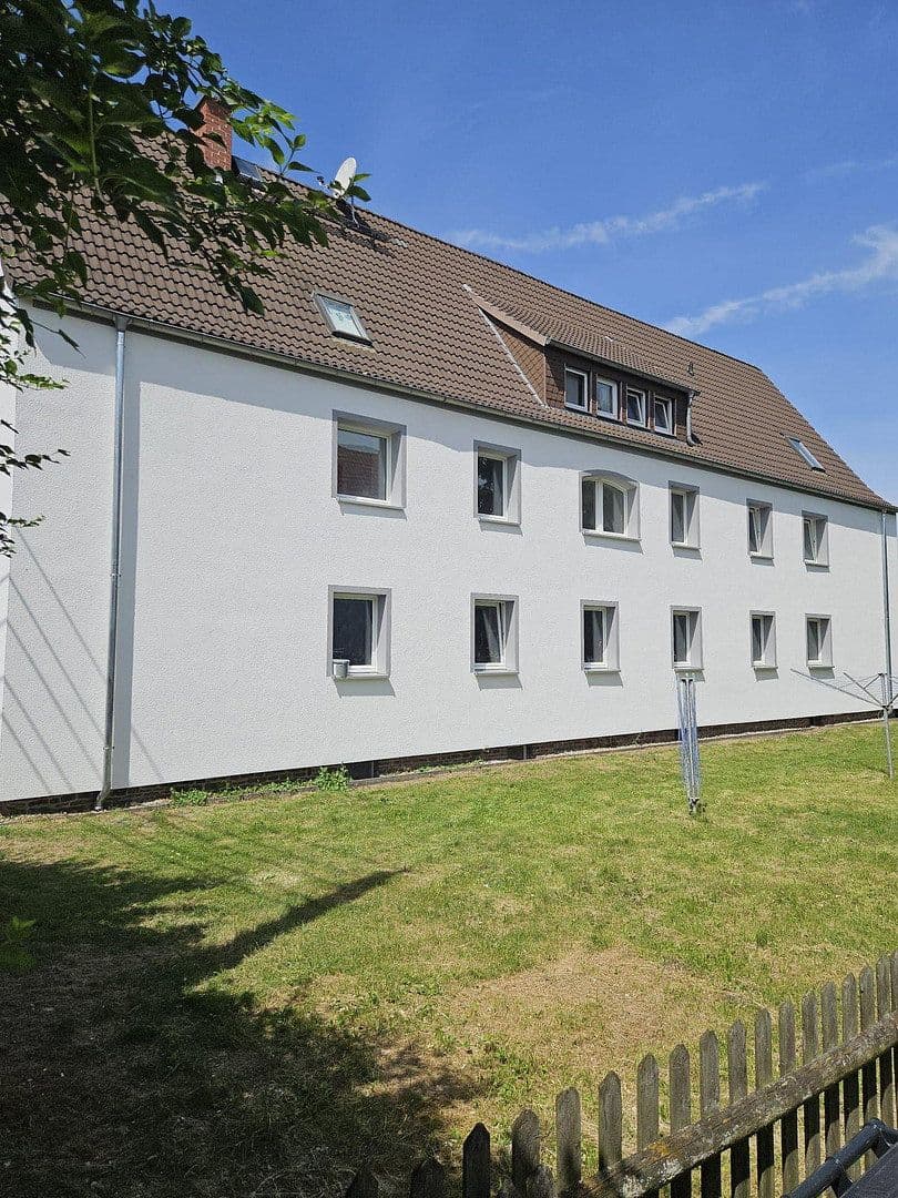 Prenájom bytu 4-izbový 78 m², Neukieritzsch, Sasko Prenájom bytu 4-izbový 78 m², Neukieritzsch, Sasko