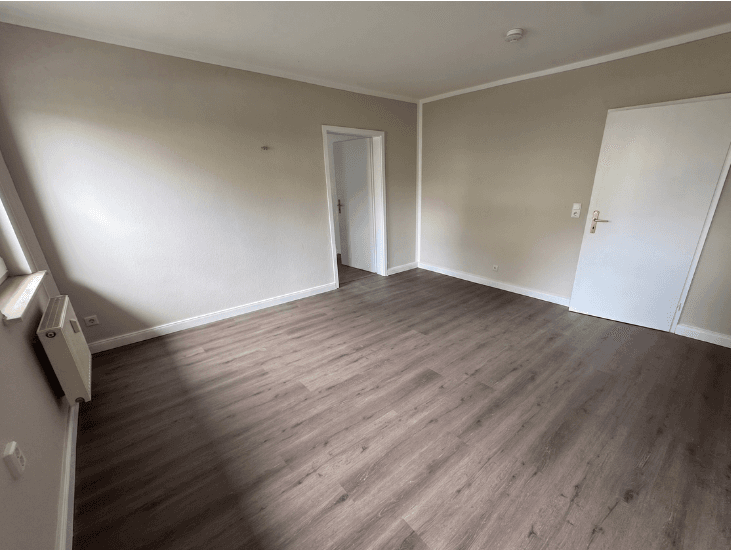 Prenájom bytu 4-izbový 78 m², Neukieritzsch, Sasko Prenájom bytu 4-izbový 78 m², Neukieritzsch, Sasko