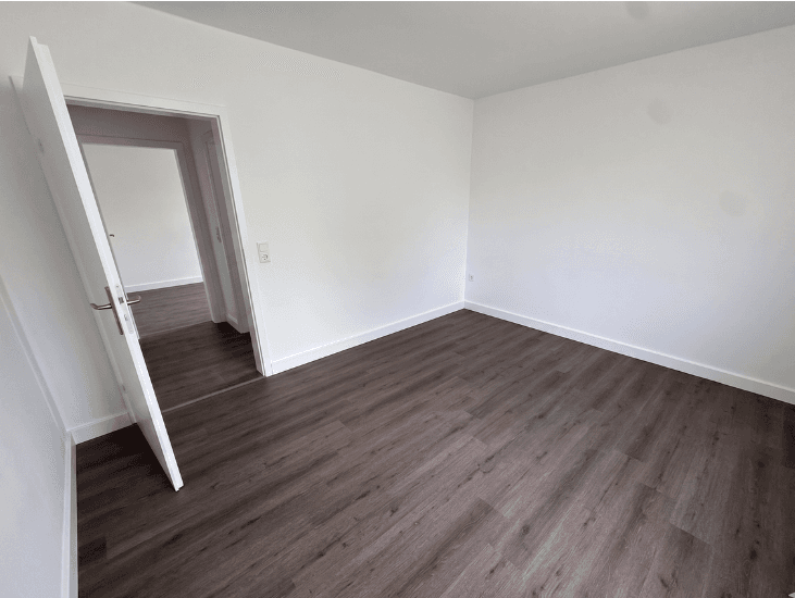 Prenájom bytu 4-izbový 78 m², Neukieritzsch, Sasko Prenájom bytu 4-izbový 78 m², Neukieritzsch, Sasko