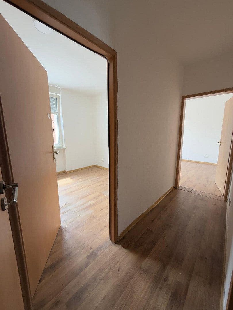 Prenájom bytu 66 m², Herrenwaldstraße 28, Ludwigshafen am Rhein, Porýnie-Falcko Prenájom bytu 66 m², Herrenwaldstraße 28, Ludwigshafen am Rhein, Porýnie-Falcko