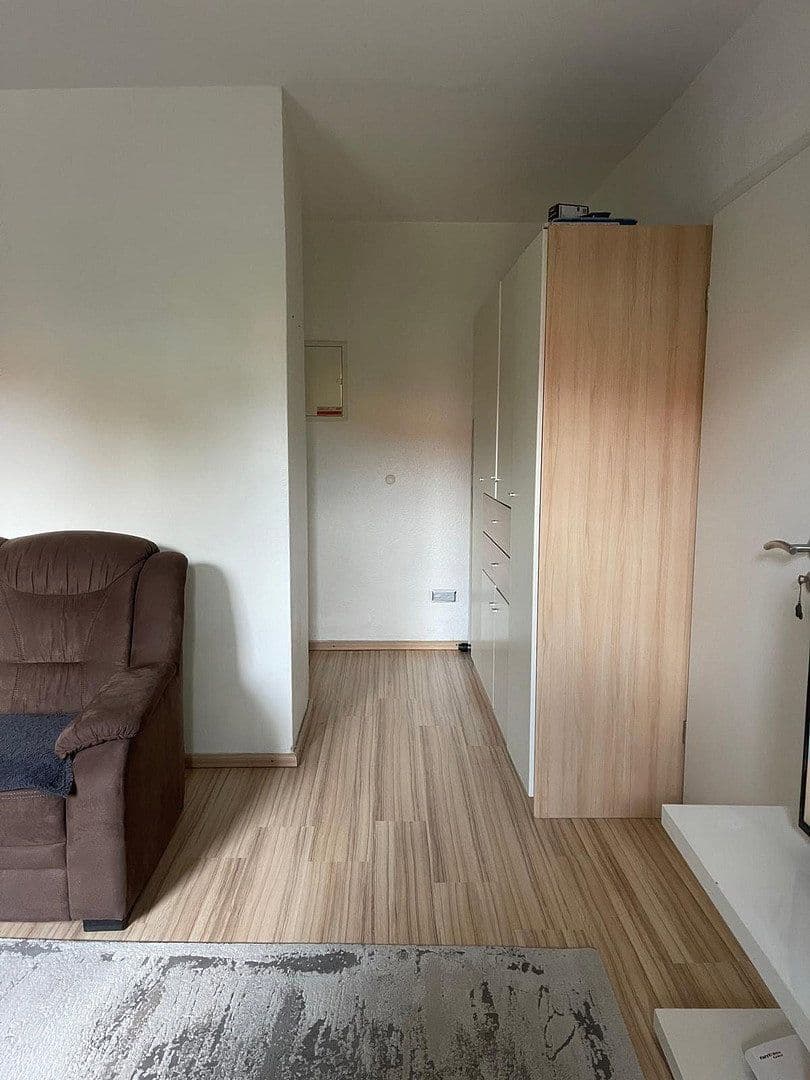 Prenájom bytu 2-izbový 42 m², St.-Georgen-Straße 1, Pforzheim, Bádensko-Wurttembersko Prenájom bytu 2-izbový 42 m², St.-Georgen-Straße 1, Pforzheim, Bádensko-Wurttembersko