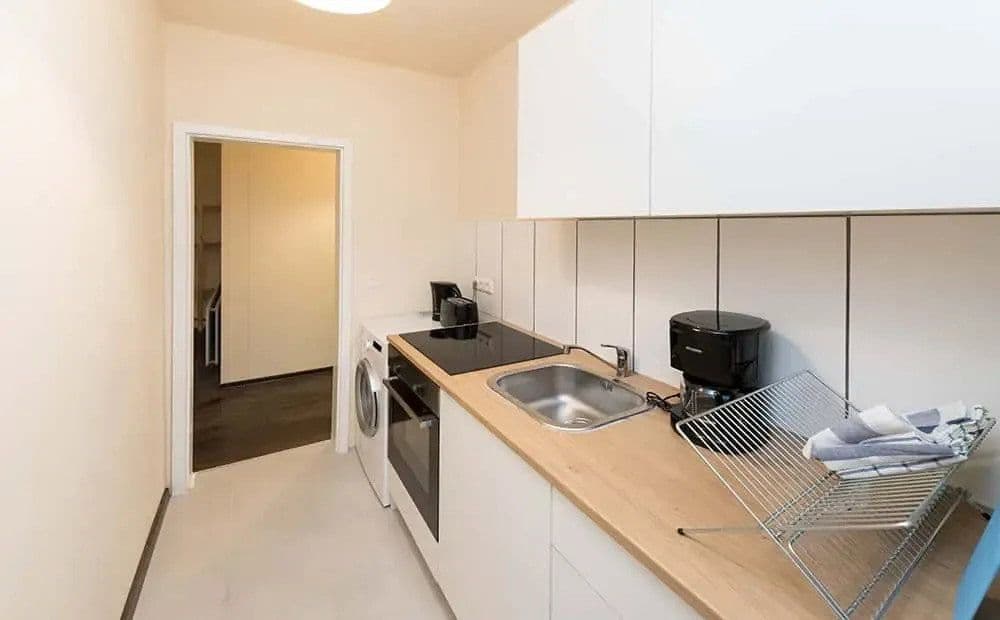 Prenájom bytu 7-izbový 15 m², Landsberger Str. 478, München/Pasing, Bavorsko Prenájom bytu 7-izbový 15 m², Landsberger Str. 478, München/Pasing, Bavorsko