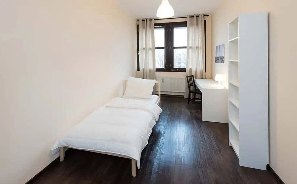 Prenájom bytu 7-izbový 15 m², Landsberger Str. 478, München/Pasing, Bavorsko Prenájom bytu 7-izbový 15 m², Landsberger Str. 478, München/Pasing, Bavorsko