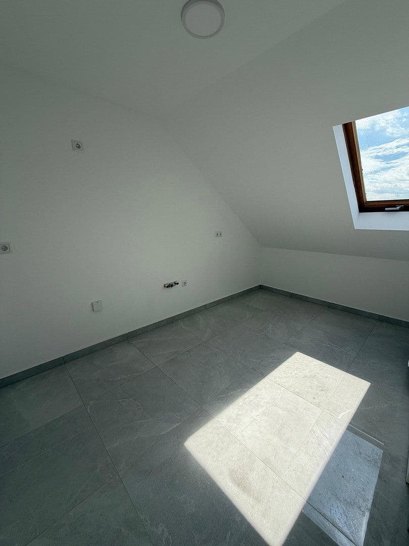 Prenájom bytu 71 m², Goerdelerplatz 10, Ludwigshafen am Rhein, Porýnie-Falcko Prenájom bytu 71 m², Goerdelerplatz 10, Ludwigshafen am Rhein, Porýnie-Falcko