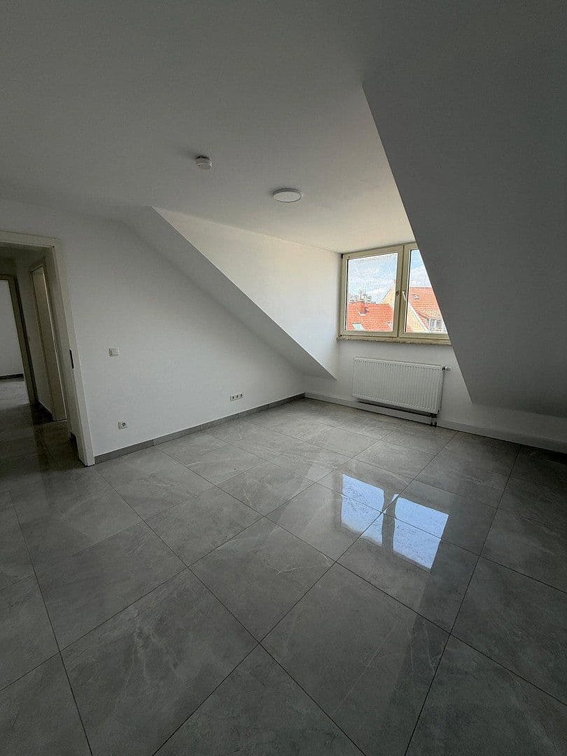 Prenájom bytu 71 m², Goerdelerplatz 10, Ludwigshafen am Rhein, Porýnie-Falcko Prenájom bytu 71 m², Goerdelerplatz 10, Ludwigshafen am Rhein, Porýnie-Falcko