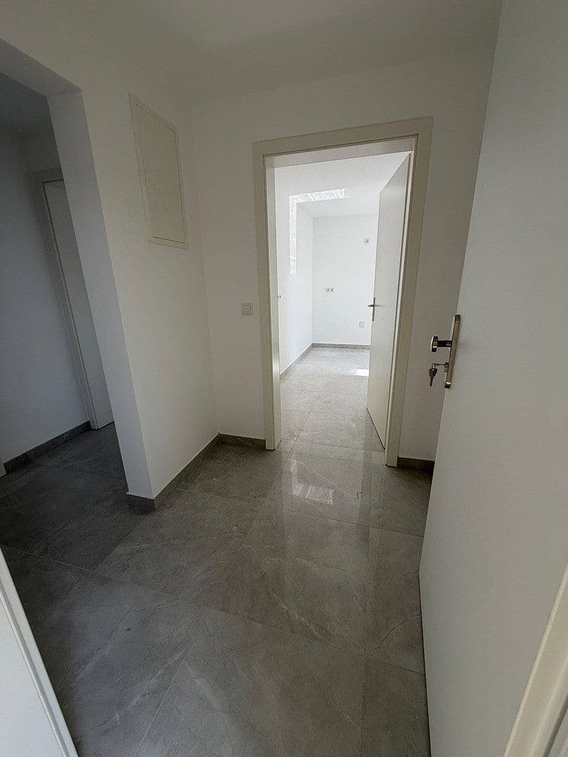 Prenájom bytu 71 m², Goerdelerplatz 10, Ludwigshafen am Rhein, Porýnie-Falcko Prenájom bytu 71 m², Goerdelerplatz 10, Ludwigshafen am Rhein, Porýnie-Falcko