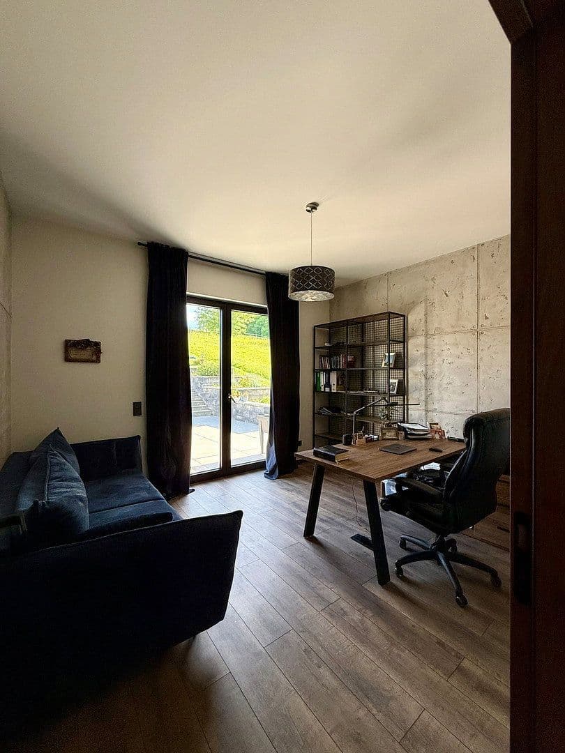 Predaj domu 181 m², pozemek 999 m², Niederhof, Waldbröl, Severné Porýnie - Westfálsko Predaj domu 181 m², pozemek 999 m², Niederhof, Waldbröl, Severné Porýnie - Westfálsko