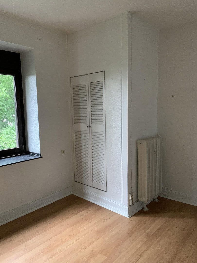 Prenájom bytu 4-izbový 127 m², Mönchengladbach, Severné Porýnie - Westfálsko Prenájom bytu 4-izbový 127 m², Mönchengladbach, Severné Porýnie - Westfálsko