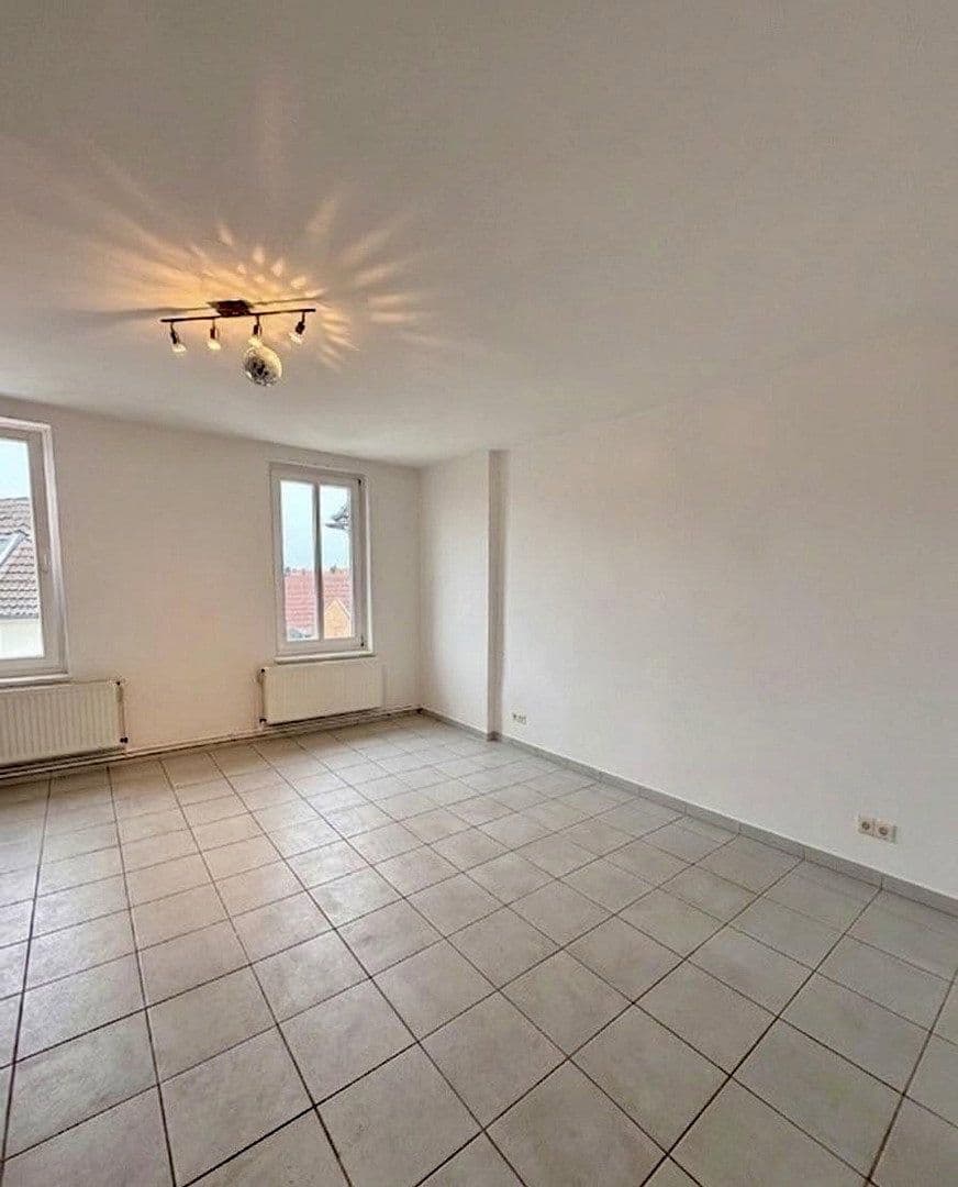 Prenájom bytu 3-izbový 100 m², Martinistr. 17a, Osnabrück, Dolné Sasko Prenájom bytu 3-izbový 100 m², Martinistr. 17a, Osnabrück, Dolné Sasko