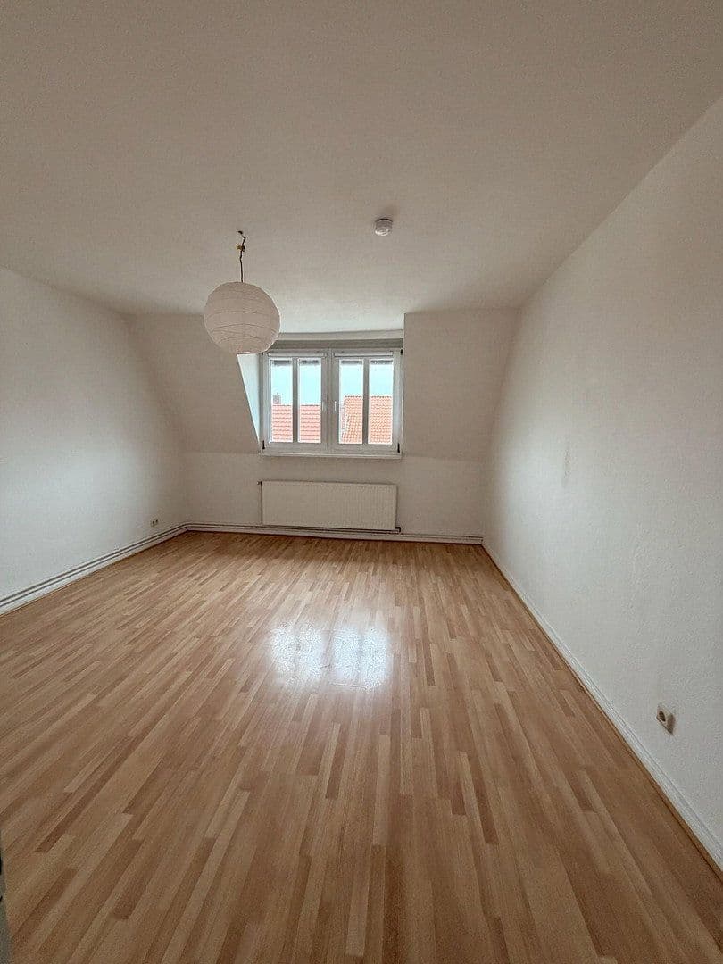 Prenájom bytu 3-izbový 100 m², Martinistr. 17a, Osnabrück, Dolné Sasko Prenájom bytu 3-izbový 100 m², Martinistr. 17a, Osnabrück, Dolné Sasko