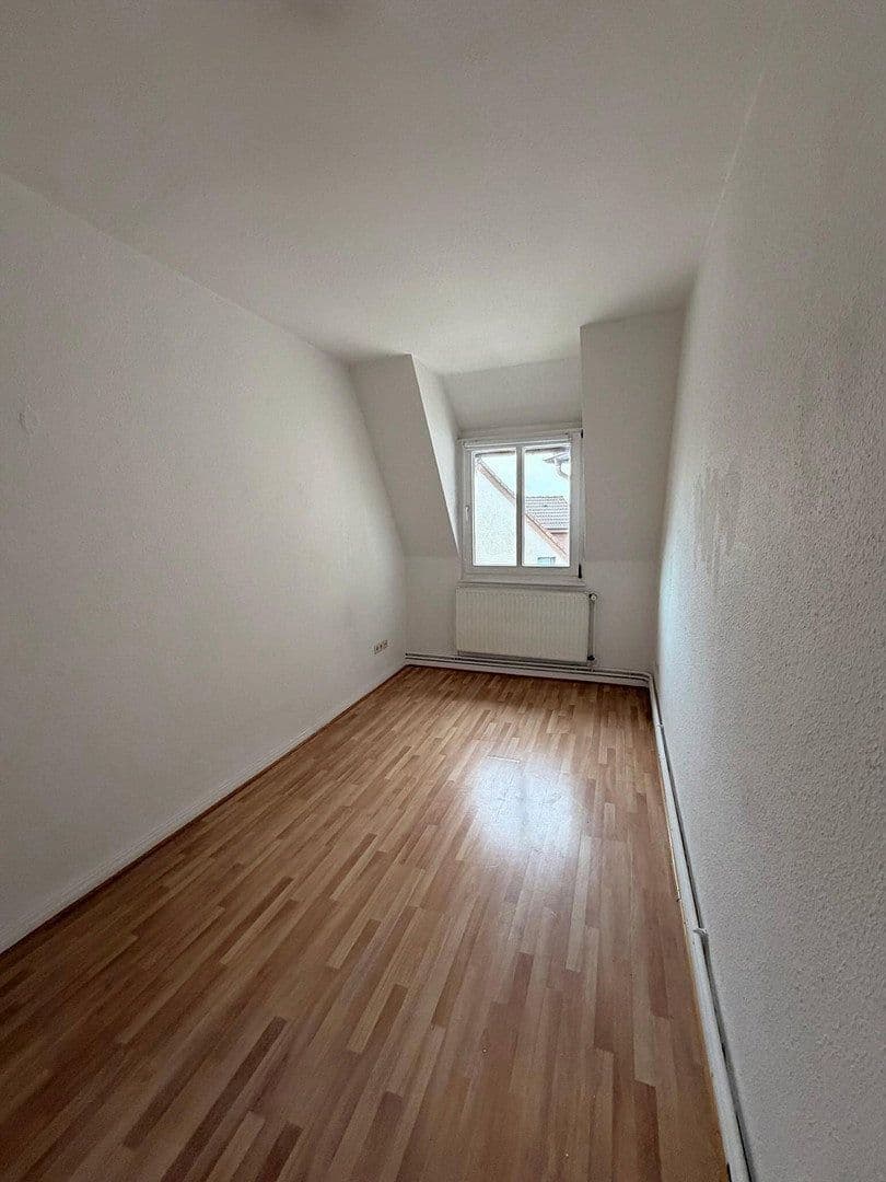 Prenájom bytu 3-izbový 100 m², Martinistr. 17a, Osnabrück, Dolné Sasko Prenájom bytu 3-izbový 100 m², Martinistr. 17a, Osnabrück, Dolné Sasko