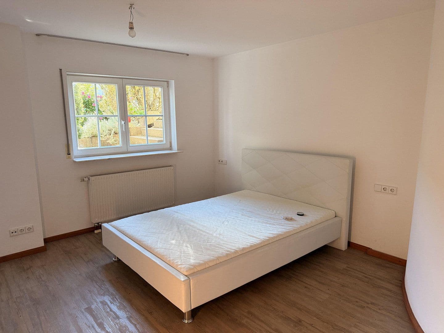 Prenájom bytu 2-izbový 77 m², Bösingen, Bádensko-Wurttembersko Prenájom bytu 2-izbový 77 m², Bösingen, Bádensko-Wurttembersko