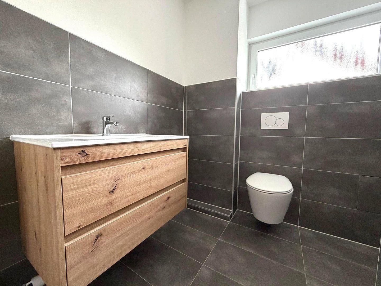Predaj domu 111 m², pozemek 280 m², Sudetenstr. 6/1, Bretten, Bádensko-Wurttembersko Predaj domu 111 m², pozemek 280 m², Sudetenstr. 6/1, Bretten, Bádensko-Wurttembersko