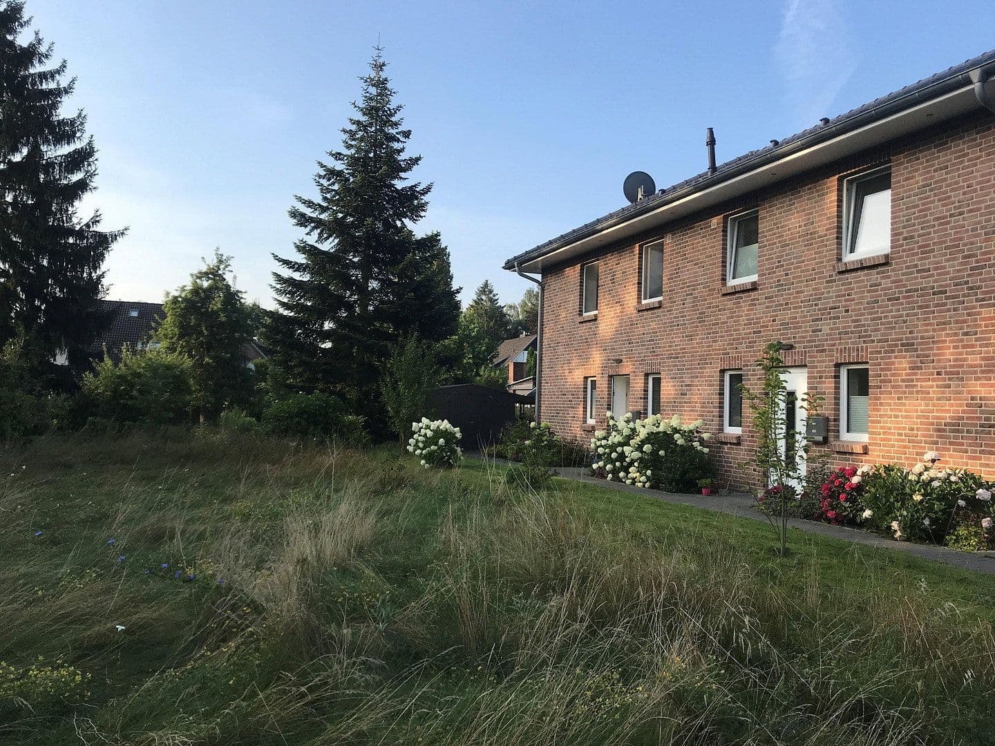 Prenájom domu 130 m², pozemek 250 m², Wilhelmstraße, Tornesch, Šlezvicko-Holštajnsko Prenájom domu 130 m², pozemek 250 m², Wilhelmstraße, Tornesch, Šlezvicko-Holštajnsko