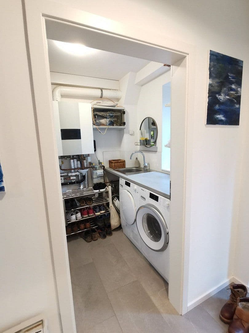 Prenájom domu 130 m², pozemek 250 m², Wilhelmstraße, Tornesch, Šlezvicko-Holštajnsko Prenájom domu 130 m², pozemek 250 m², Wilhelmstraße, Tornesch, Šlezvicko-Holštajnsko