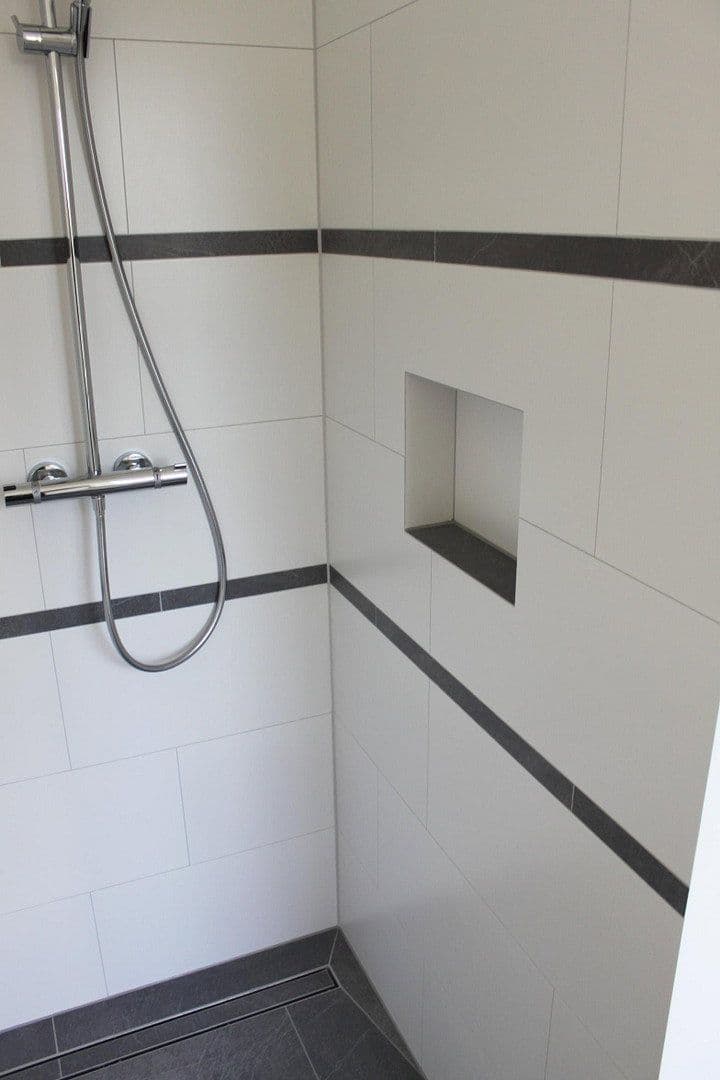 Prenájom domu 130 m², pozemek 250 m², Wilhelmstraße, Tornesch, Šlezvicko-Holštajnsko Prenájom domu 130 m², pozemek 250 m², Wilhelmstraße, Tornesch, Šlezvicko-Holštajnsko