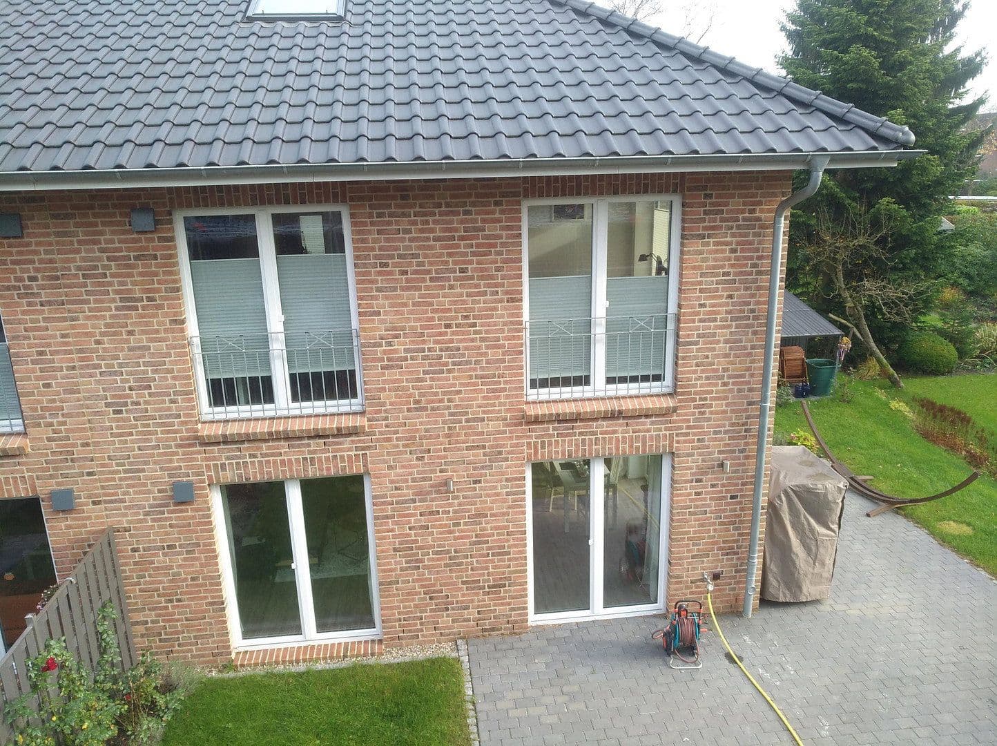 Prenájom domu 130 m², pozemek 250 m², Wilhelmstraße, Tornesch, Šlezvicko-Holštajnsko Prenájom domu 130 m², pozemek 250 m², Wilhelmstraße, Tornesch, Šlezvicko-Holštajnsko