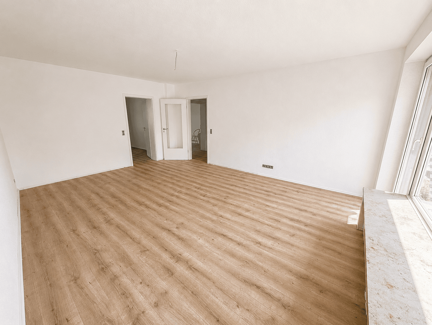 Prenájom bytu 2-izbový 67 m², Nikolausweg, Krefeld, Severné Porýnie - Westfálsko Prenájom bytu 2-izbový 67 m², Nikolausweg, Krefeld, Severné Porýnie - Westfálsko