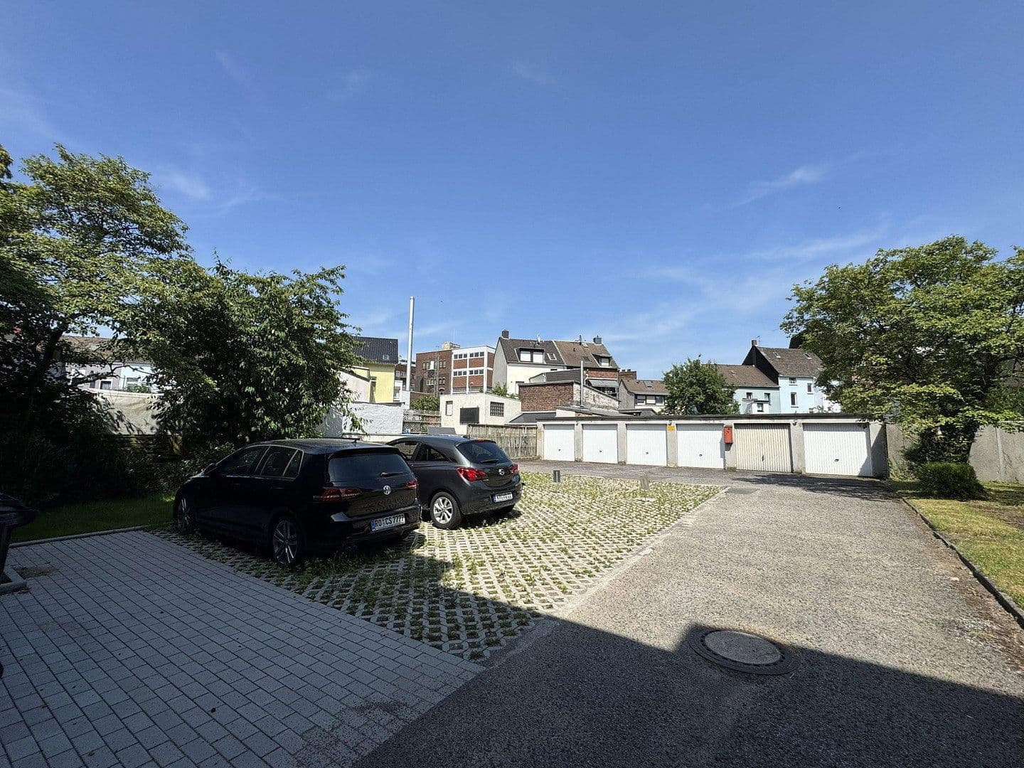 Prenájom bytu 2-izbový 67 m², Nikolausweg, Krefeld, Severné Porýnie - Westfálsko Prenájom bytu 2-izbový 67 m², Nikolausweg, Krefeld, Severné Porýnie - Westfálsko